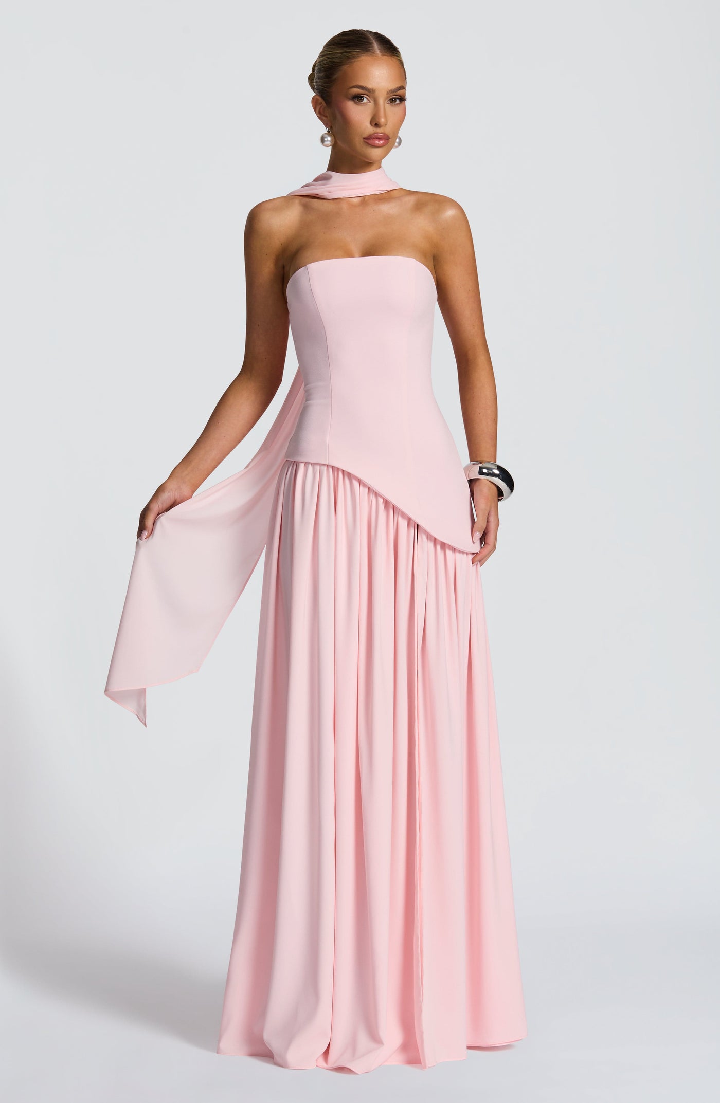 Maliyah Maxi Elbise - Pudra Pembesi