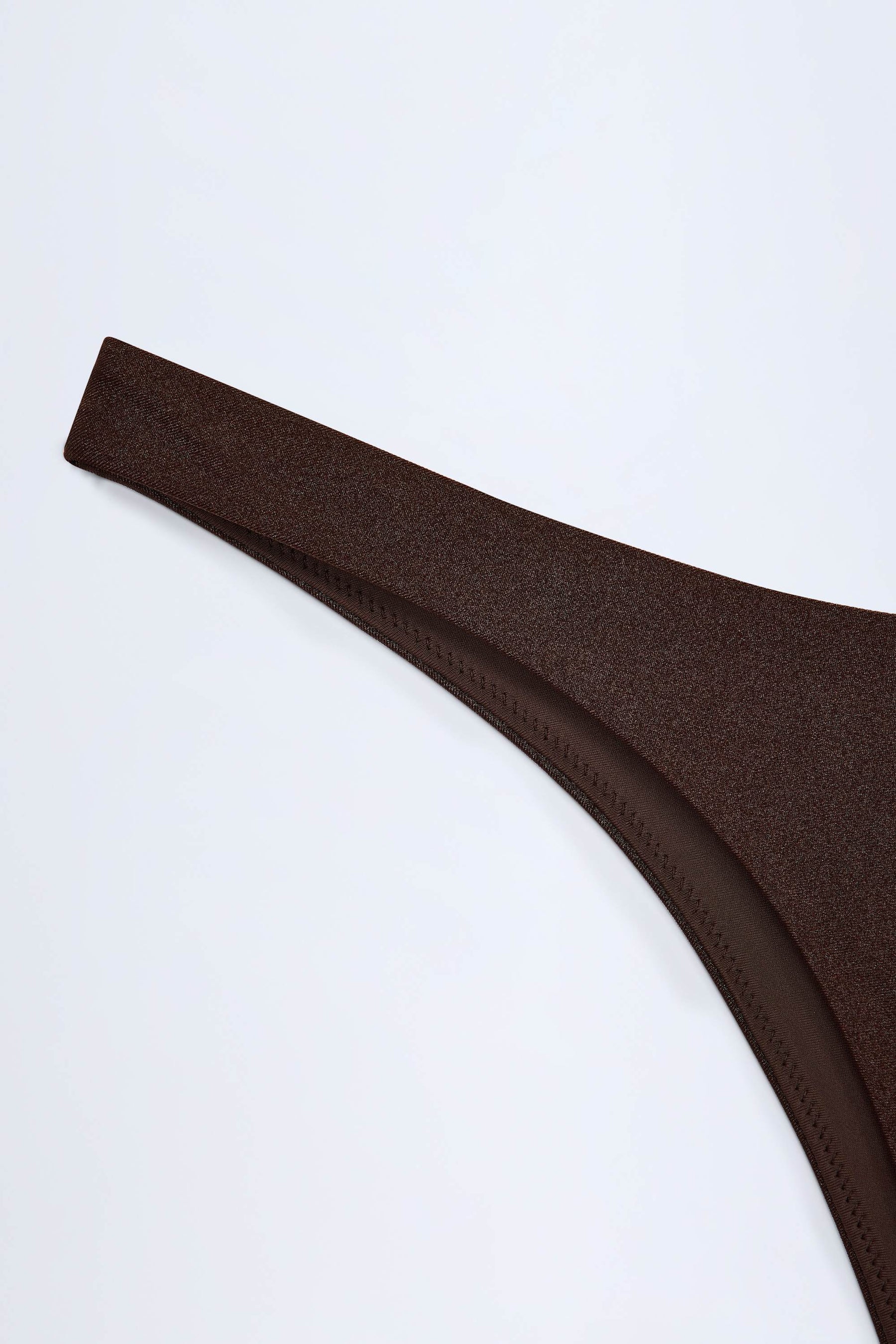 Koyu Çikolata Rengi, Yüksek Bacaklı, Cesur Bikini Altı
