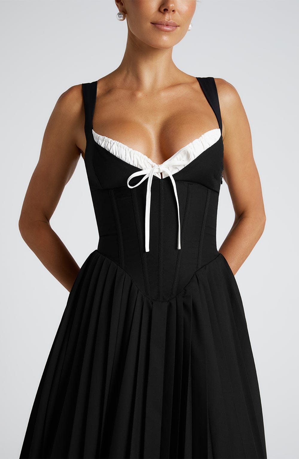 Natassia Midi Elbise - Siyah/Beyaz