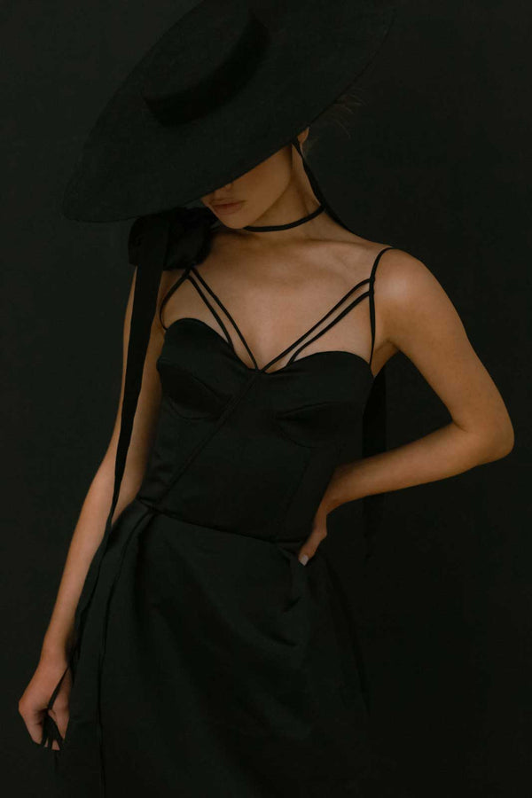 Gül Detaylı Korseli Çan Mini Elbise