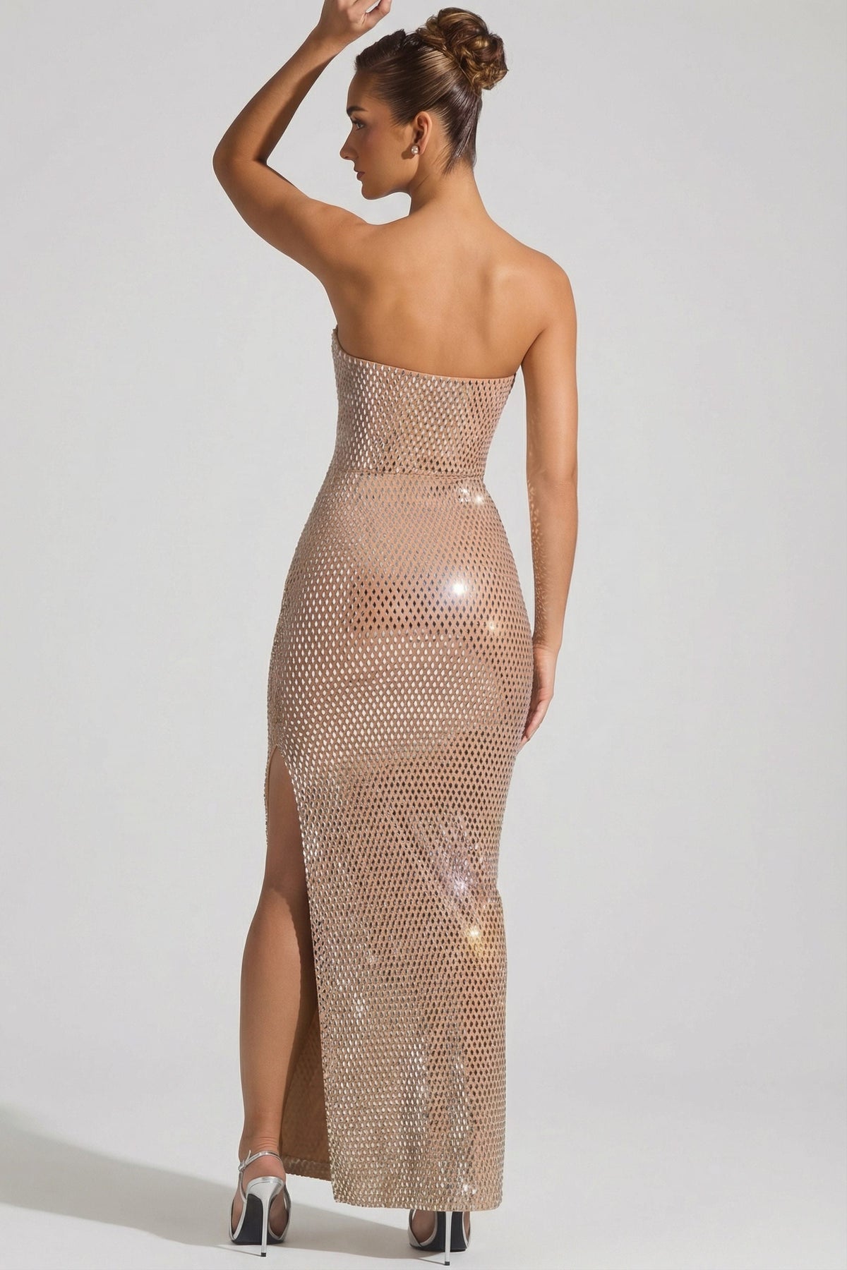 Badem Rengi, İşlemeli, Straplez, Dekolteli Gelinlik