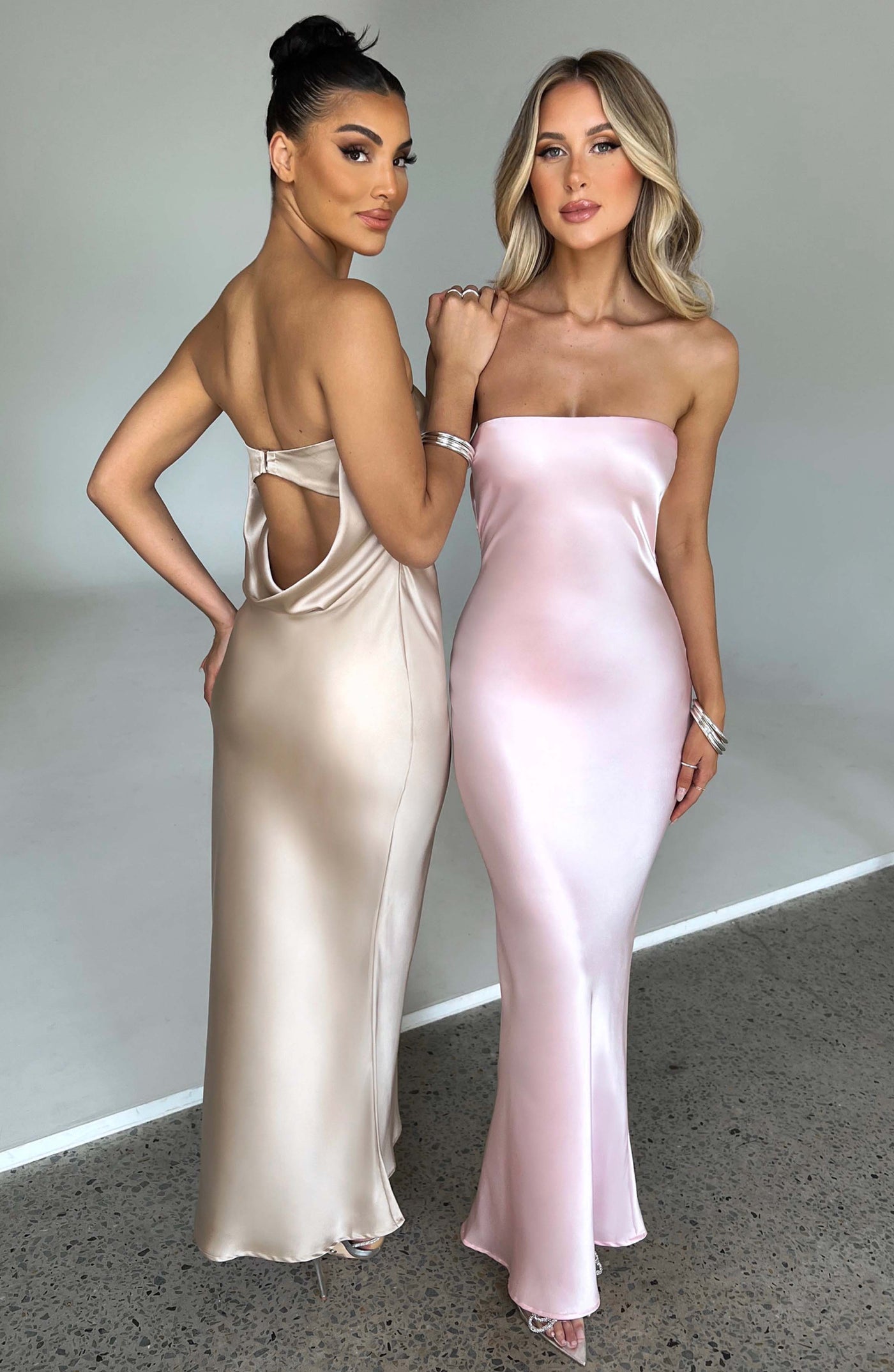 Rheanna Maxi Elbise - Pudra Pembesi