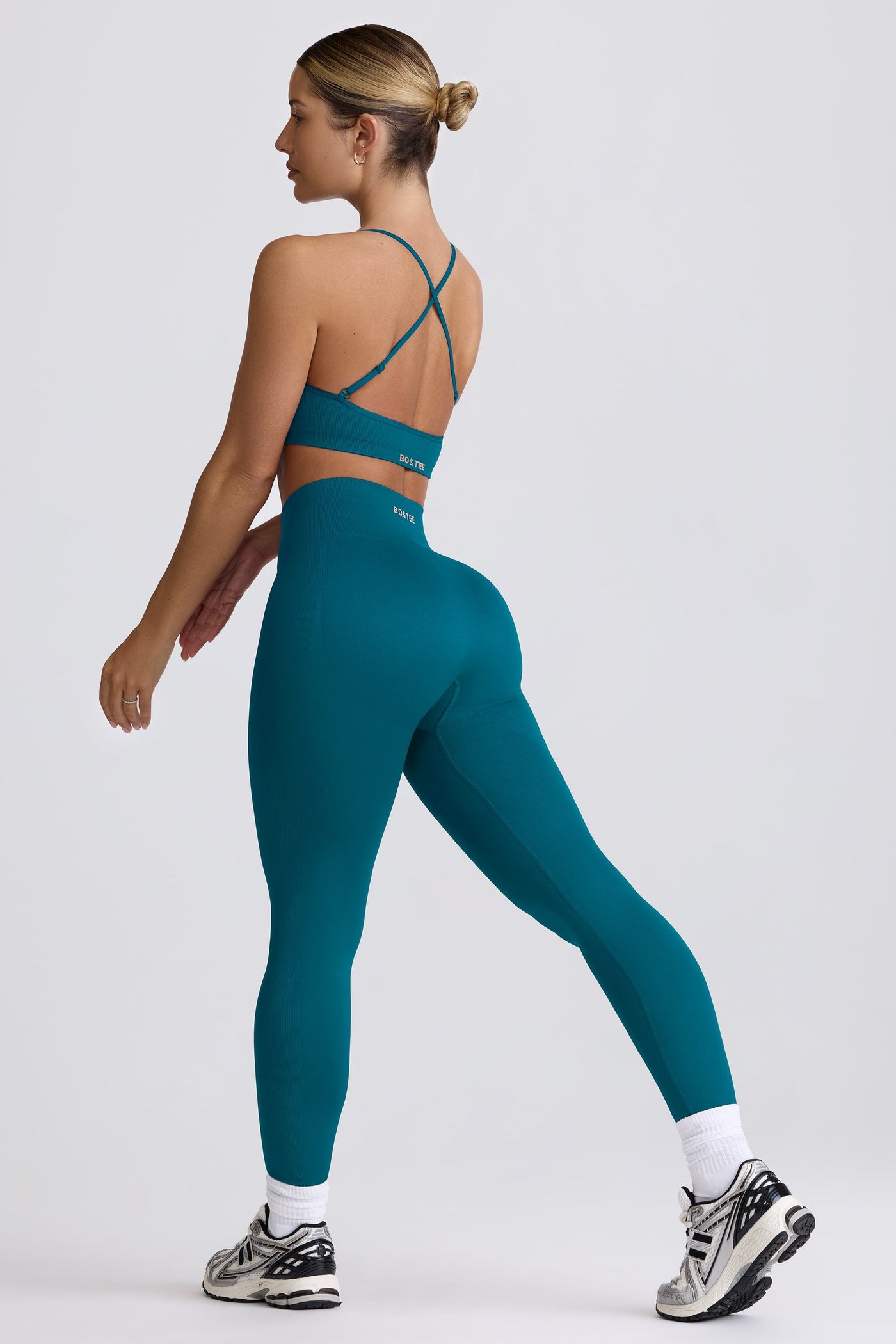 Turkuaz Renkli, Dikişsiz Süper Şekillendirici Tayt