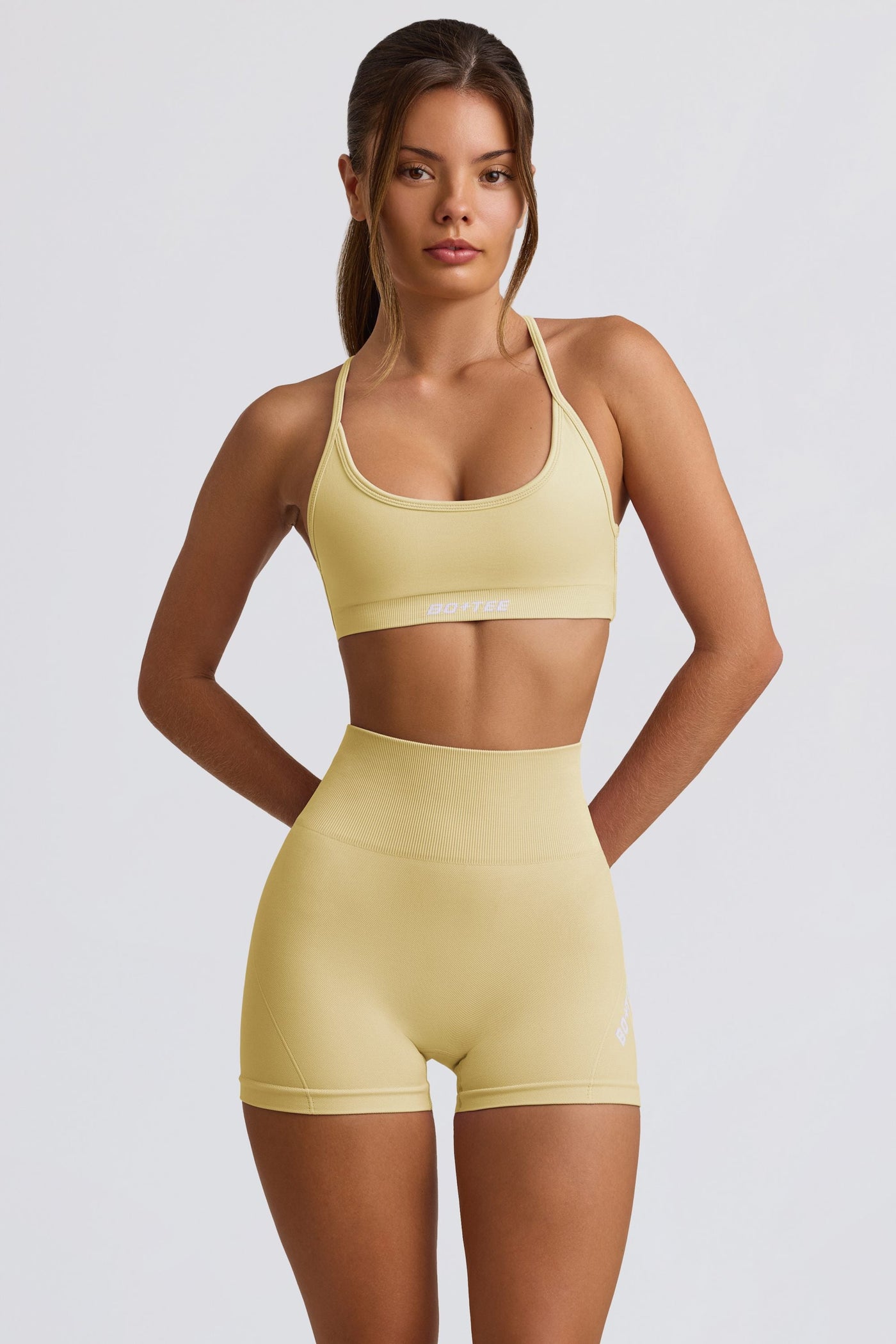 Super Sculpt Dikişsiz Mini Şort, Tereyağı Sarısı