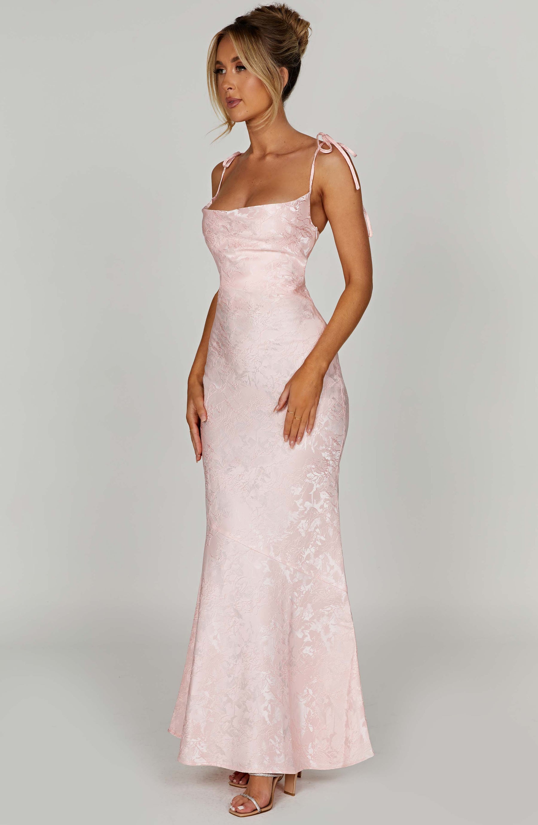 Whitney Maxi Elbise - Pudra Pembesi